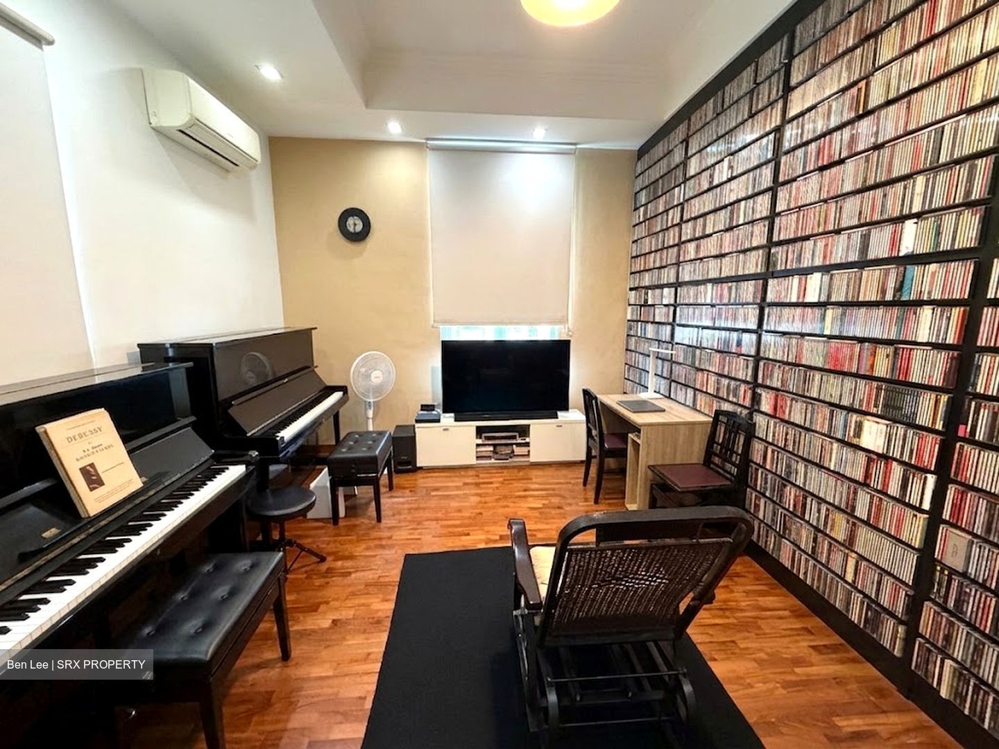 Burgundy Drive (D23),  #612037361